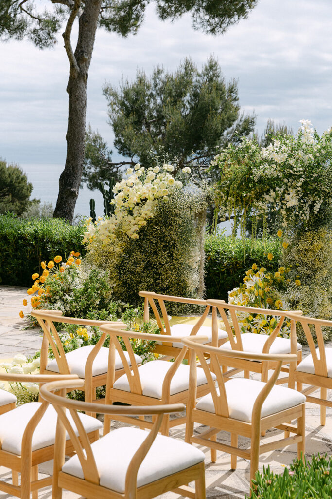 Un mariage d’exception avec vue sur la Méditerranée au Four Seasons Cap-Ferrat. Mariage haute de gamme Côte d'Azur